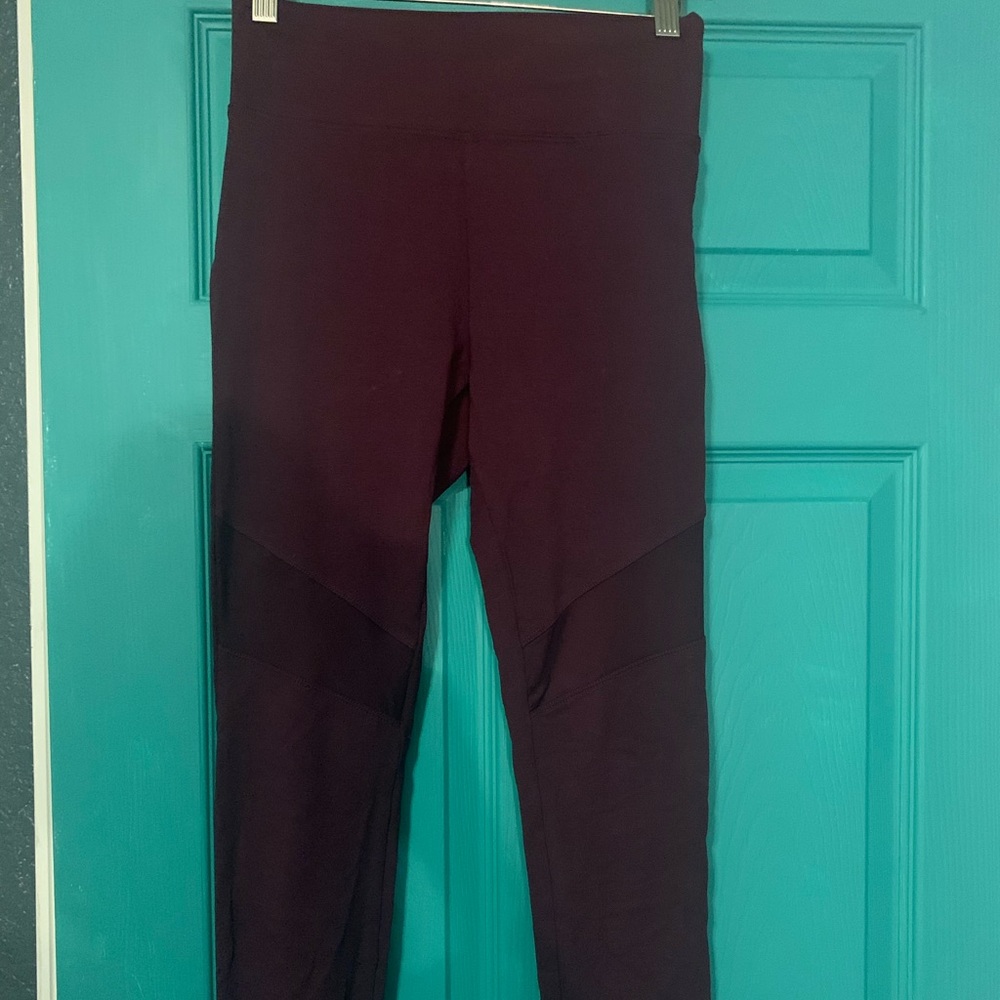 Victoria Secret (pink) leggings